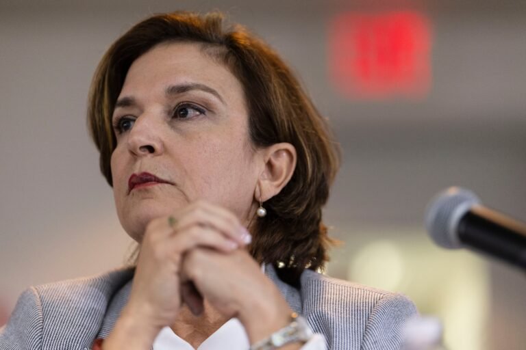 En medio de paralizaciones en varios recintos, los líderes estudiantiles se reunieron con la presidenta de la UPR para elevar sus reclamos