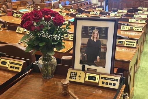 Los cambios se producen tras un aumento de la violencia política en todo el país que provocó el impactante asesinato en junio pasado de la representante Melissa Hortman