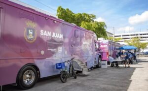 La intervención integra servicios de salud, vivienda y apoyo social con presencia continua en la zona