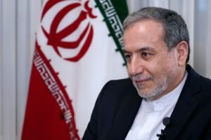 Abás Araqchí, ministro de Exteriores, indicó que su viaje no incluía ningún encuentro con representantes estadounidenses