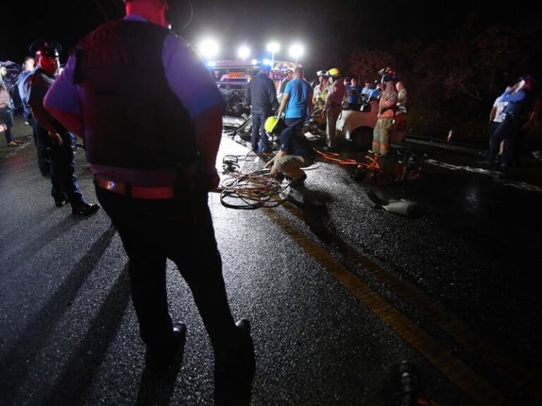 La Policía indicó que el conductor perdió la vida en el acto a consecuencia de las heridas