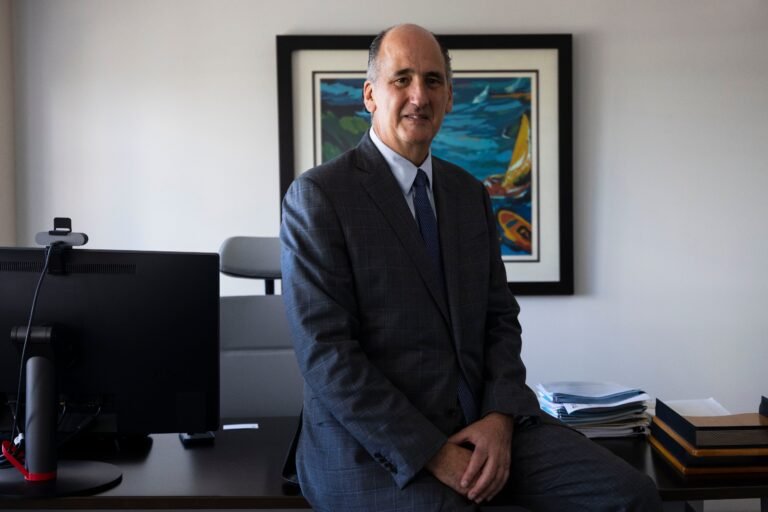 Michael Bannett estuvo al frente de la institución, antes conocida como NUC University, por 11 años