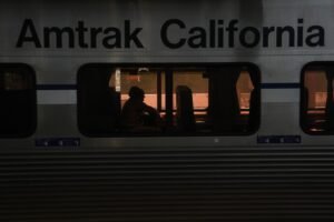 La persona que intentó tirotear en la Cena de Corresponsales viajó en uno de los ferrocarriles hasta la capital con sus armas de fuego
