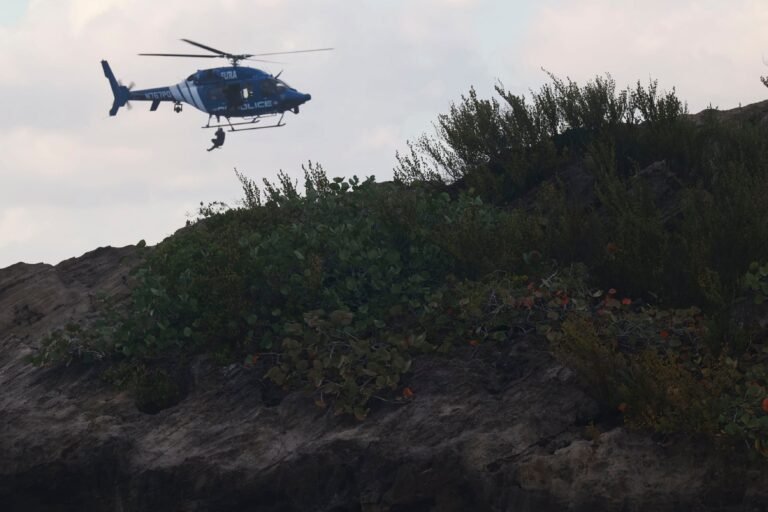 Las autoridades reanudarán la lucha por recuperar el cuerpo del hombre de 24 años desde las 6:00 a.m. del domingo