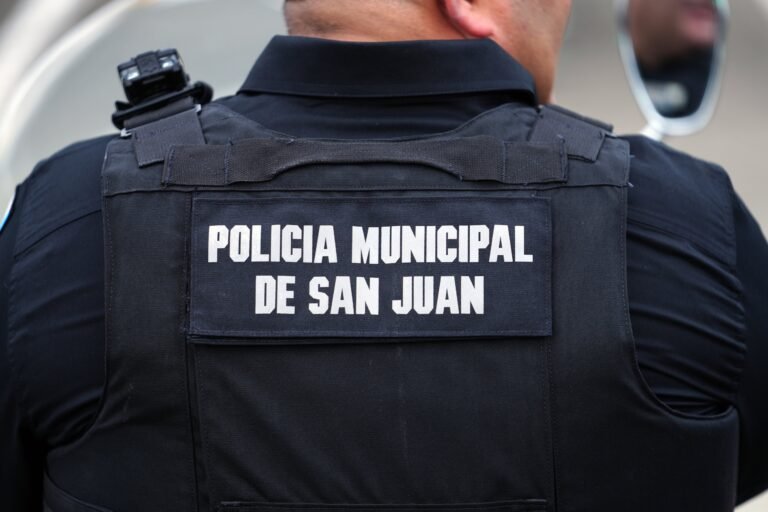 La denuncia indica que acudieron a un hospital para recibir atención por los golpes