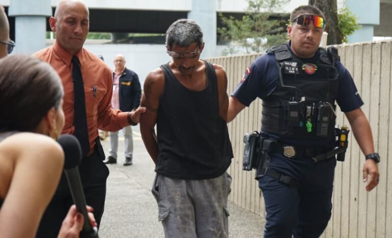 Los cinco integrantes hicieron alegación de culpabilidad en una vista de lectura de acusación en el Tribunal de Bayamón