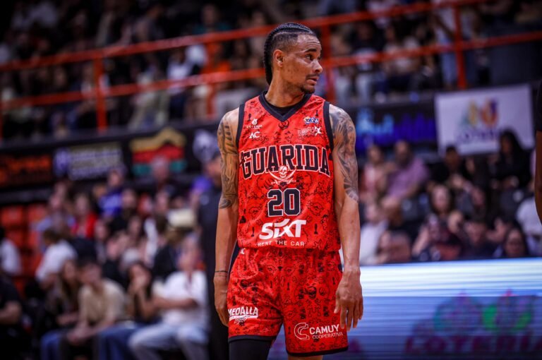 Mientras, los Capitanes dominaron a los Gigantes con 35 puntos del joven alero Ramses Meléndez en su primer juego de la campaña del BSN