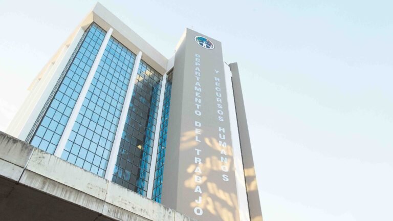 Tecnología y capacitación figuran entre las prioridades identificadas por la secretaria Maria del Pilar Vélez