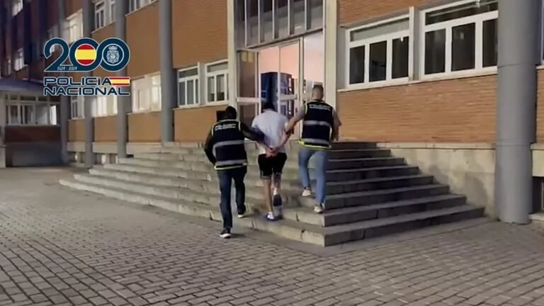 El hombre, detenido en Madrid, era reclamado por Estados Unidos por su presunta vinculación con la organización