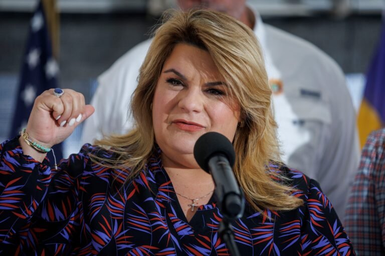 Así lo indican, por separado, la gobernadora Jenniffer González y el presidente del Senado, Thomas Rivera Schatz