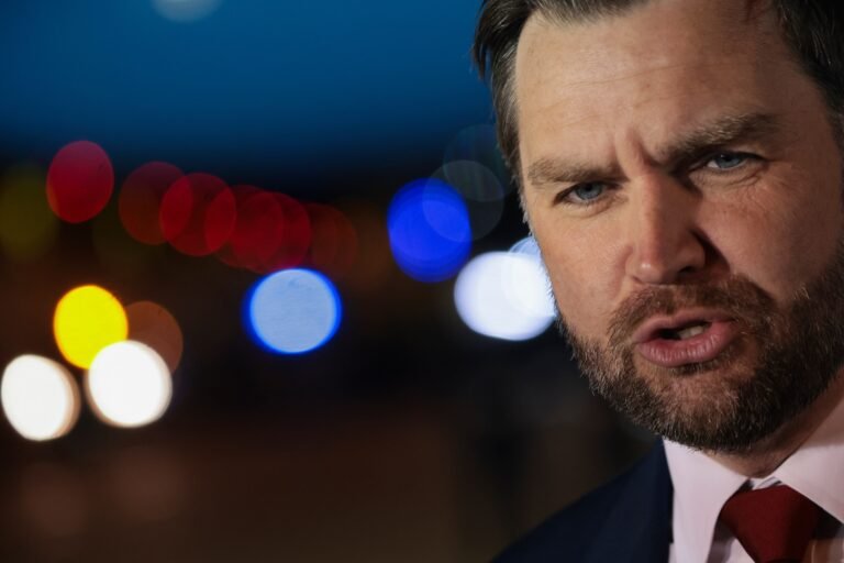 El vicepresidente agregó que ha estado involucrado en las negociaciones con el Estado Islámico, mediadas por Pakistán