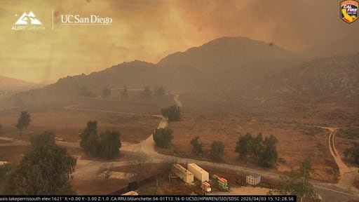 Algunos colegios comunitarios aceleran programas para satisfacer la demanda y reconstruir