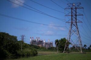 La Autoridad para las Alianzas Público Privadas y el zar de Energía recomendaron recortar el 10% de los presupuestos de LUMA Energy y Genera PR para crear una reserva de emergencia