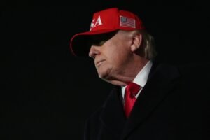 El presidente de Estados Unidos tildó al pontífice de liberal