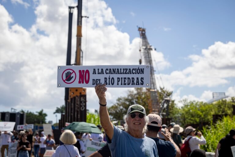 El alcalde de San Juan considera que el Cuerpo de Ingenieros del Ejército de Estados Unidos no ha sido claro con la información que ha suministrado