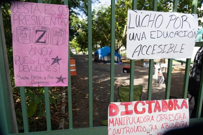 “Es un momento de inquietud para muchos estudiantes”, expresó Miguel Muñoz Muñoz