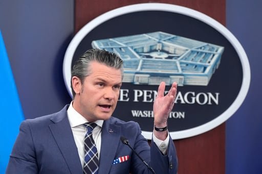 Además, Pete Hegseth amenazó con nuevos ataques