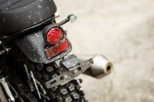 El joven deportista, quien fue identificado como Axel Joel Román Dorta, perdió el control de su motora, según la Policía