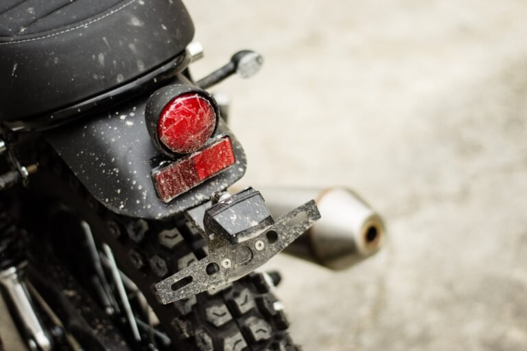 El joven deportista, quien fue identificado como Axel Joel Román Dorta, perdió el control de su motora, según la Policía