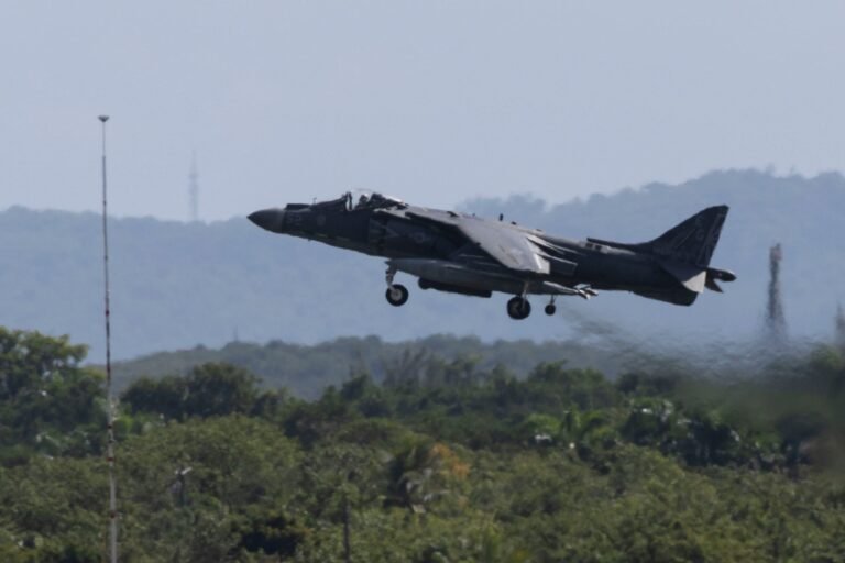 Las declaraciones surgieron en respuesta a expresiones del presidente interino, José María Balcázar