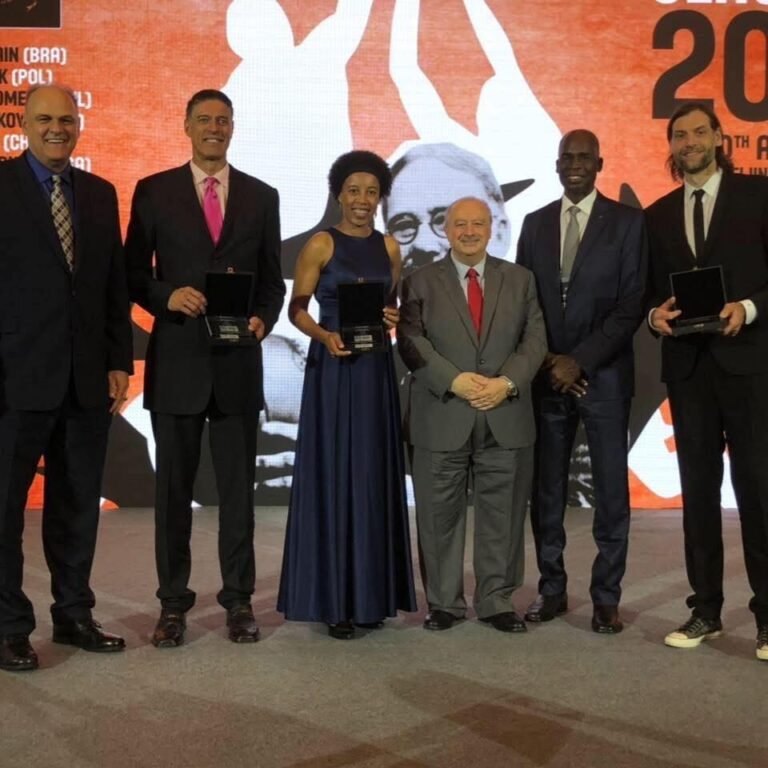 El legendario canastero boricua acudió a las redes para compartir un emotivo mensaje tras el fallecimiento de una de las glorias del baloncesto internacional