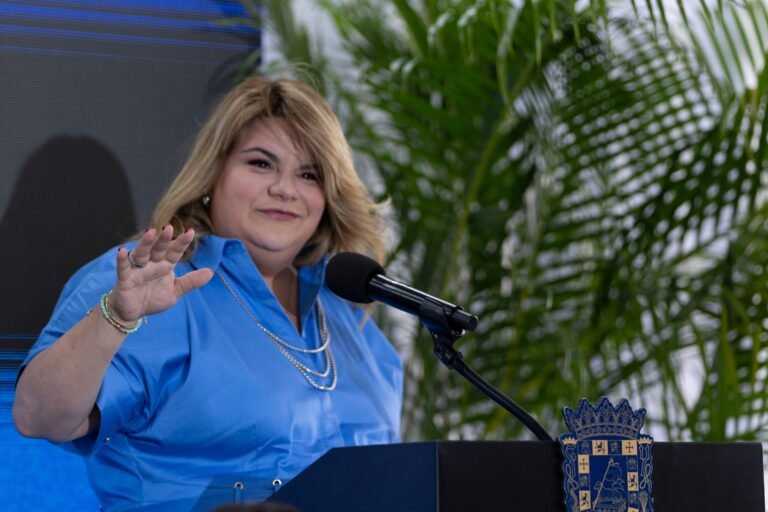 La gobernadora se solidarizó con el pueblo cubano y aseguró que se trata de un paso hacia la justicia