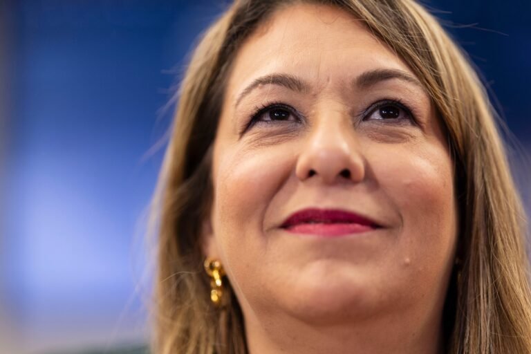 La agencia también determinó que no reabrirá la pesquisa contra la actual secretaria de la Familia por un contrato otorgado cuando laboraba en el Departamento de Salud