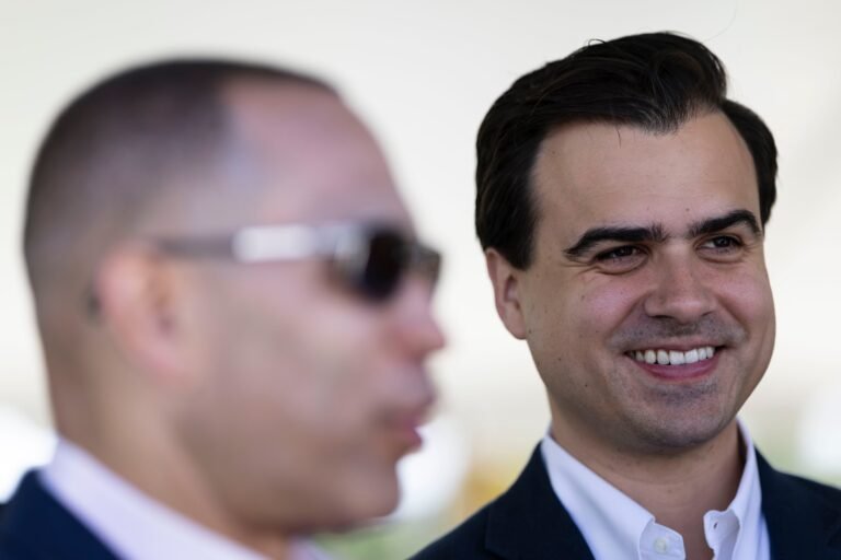 El comisionado residente en Washington aseguró estar optimista de que, con la visita de Hakeem Jeffries a la isla, se logrará una extensión de los fondos Medicaid para Puerto Rico