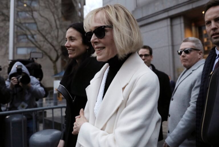 La pesquisa busca establecer si E. Jean Carroll mintió bajo juramento durante los procesos judiciales que derivaron en condenas millonarias contra el presidente por abuso sexual y difamación.