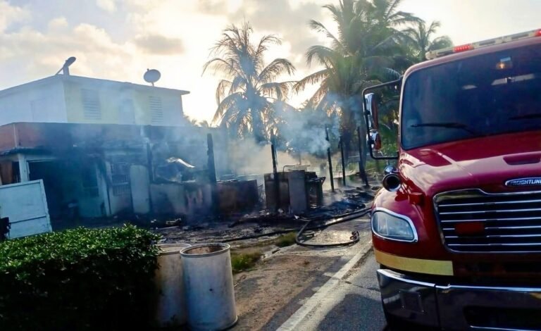 Como medida preventiva, la PR-187 se encuentra cerrada al tránsito en esa zona