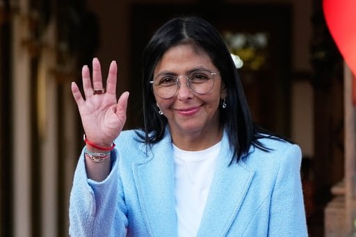 Investigación periodística indica que intereses estadounidenses en el país han cambiado el enfoque sobre líderes asociados a Nicolás Maduro