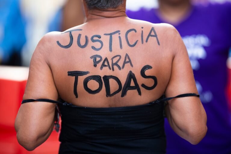La organización, además, calificó como “negligentes e irresponsables” las expresiones emitidas por la Oficina de Administración de los Tribunales