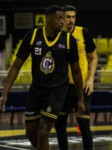El refuerzo haitiano entrará este domingo a cancha en el duelo ante Quebradillas en el Coliseo Petaca Iguina