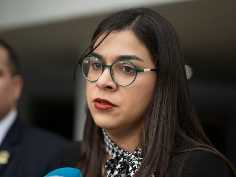 La legisladora protagonizó un vídeo en el que aparenta estar bajo los efectos del alcohol durante una actividad oficial del PPD