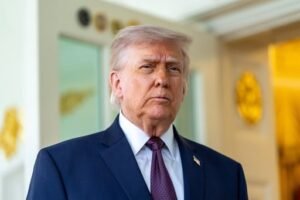 El presidente de Estados Unidos acusó a la entidad de incumplir el pacto negociado