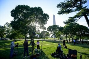 Un hombre está imputado de agredir a un oficial federal cerca del Monumento a Washington