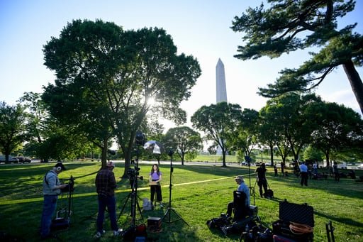 Un hombre está imputado de agredir a un oficial federal cerca del Monumento a Washington