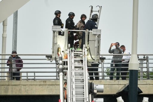 Un activista pone fin a cinco días de protesta contra la Inteligencia Artificial y la guerra en Irán