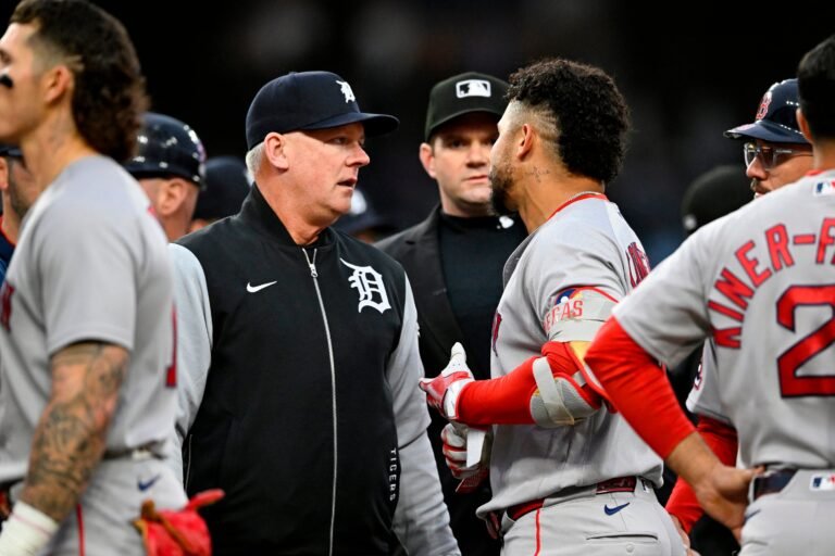 El lanzador dominicano negó que el lanzamiento al bateador de Boston fuera intencional