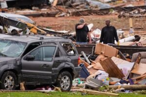 Por segunda vez en menos de un mes, una gran serie de tornados no causó víctimas mortales, pero sí grandes pérdidas materiales