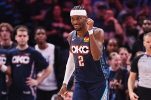Oklahoma City apabulló 125-107 al conjunto de LeBron James, con actuaciones destacadas de Shai Gilgeous-Alexander y de Chet Holmgren