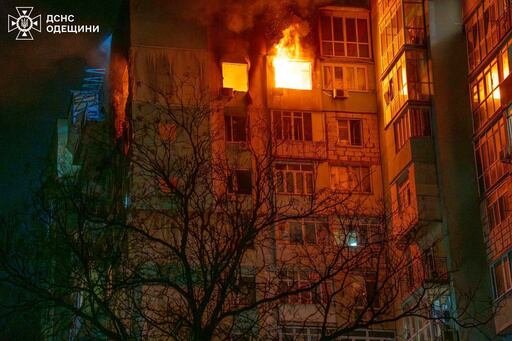 Se registraron explosiones y un incendio en la terminal, según el comunicado del Estado Mayor