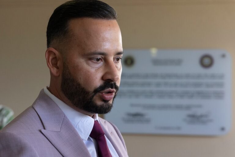 El portavoz Luis Javier Hernández sostiene que resulta imperativo reabrir la pesquisa contra la actual secretaria de la Familia por gestiones el pasado cuatrienio