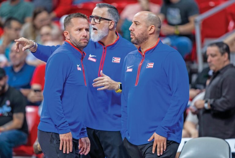 El exarmador puertorriqueño, quien funge como asistente técnico de los eliminados Nuggets de Denver, se uniría al programa nacional adulto en calidad de entrenador para los compromisos de este verano