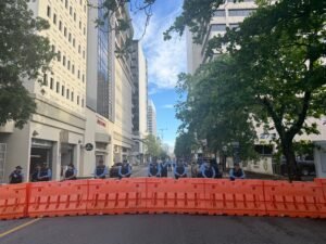 Las convocatorias incluyen manifestaciones desde la avenida Chardón y el Capitolio, en una jornada marcada por reclamos laborales que contará con un operativo especial de seguridad