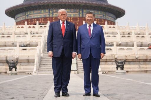 Mientras, Donald Trump pronunció frases trilladas y elogió a su homólogo en su viaje al país asiático