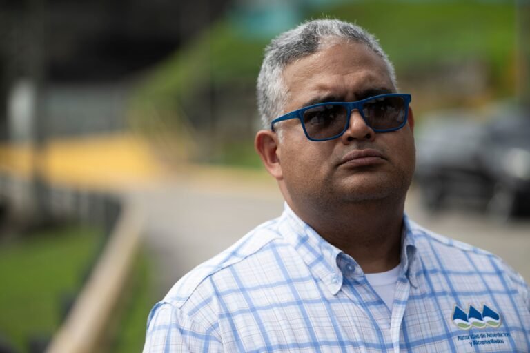 Luis González Delgado presentó una lista de los proyectos prioritarios al secretario de la Gobernación durante un encuentro esta semana
