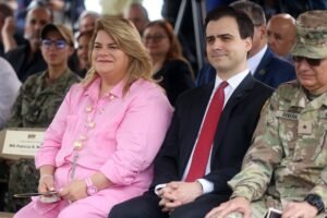 La gobernadora sostuvo que sus conflictos con Thomas Rivera Schatz no han trastocado las prioridades en la capital federal