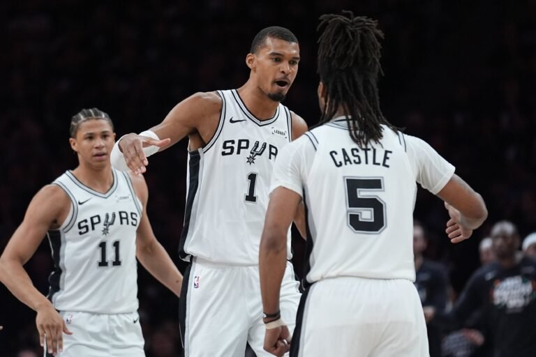 San Antonio enfrentará al campeón Thunder en la final de la conferencia a partir del lunes