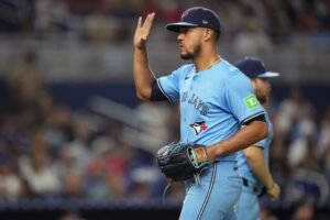 El abridor bayamonés de los Blue Jays tuvo una consulta con un especialista esta semana